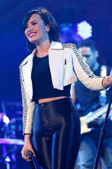 Demi Lovato Attends 93 3 Flz S Jingle Ball 2014 In Tampa Florida December 22nd Demi Lovato