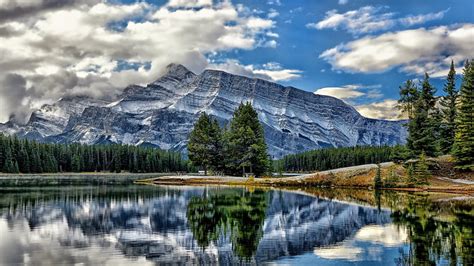 Gorgeous Mt Rundle Reflected In Two Jack Lake Canada R Mountain