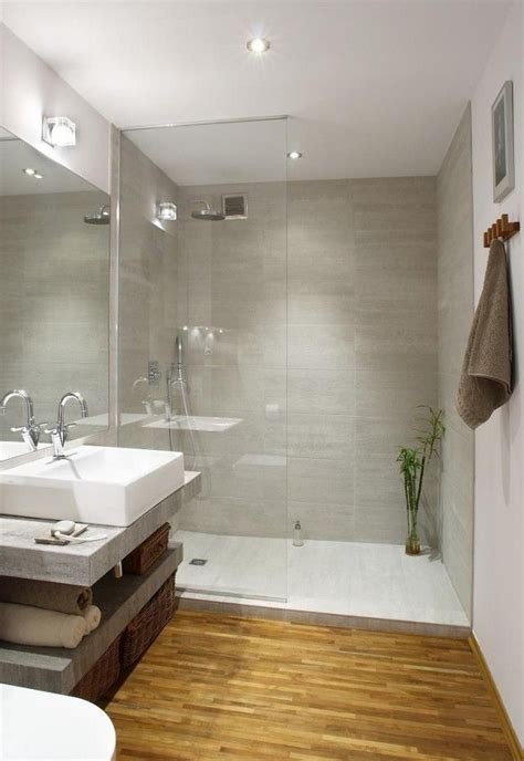 Combiner les deux accessoires pour une salle de bain suréquipée, c'est possible ! Idée décoration Salle de bain - aménagement salle de bain ...