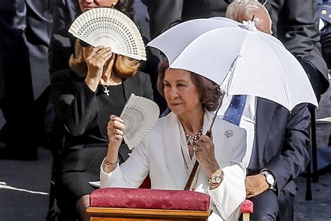 Hoera Koningin Sofia Van Spanje Wordt Vandaag Jaar Blauw Bloed