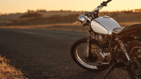 Vintage Motorcycles Premium Windows 10 Theme Free Wallpaper Themes