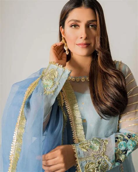 A Fresh And Captivating Photoshoot Of Ayeza Khan For Laam