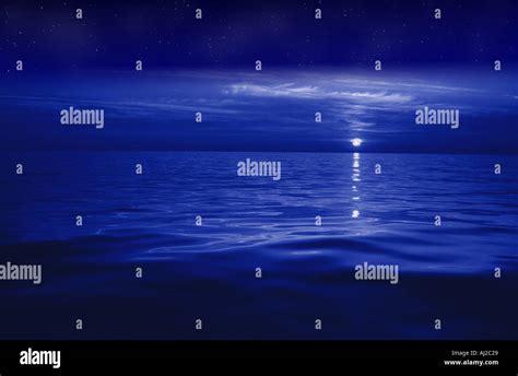 Moonrise Over Sea Stock Photo Alamy