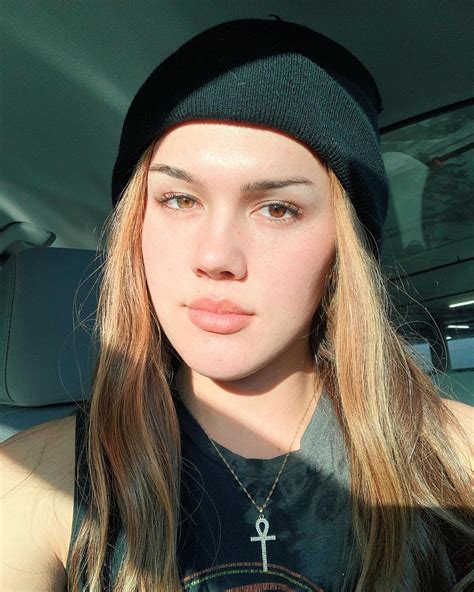 Daisy Taylor On Instagram “showing Off My ʰᵉᵗᵉʳᵒchromia” Taylor