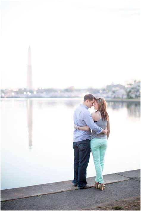 Tim And Lauren A Dc Cherry Blossoms Engagement Session At Dawn Modern