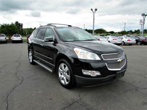 Inside the spacious cabin, traverse puts your comfort front and centre. Sell used 2010 Chevrolet Traverse LTZ FWD 3rd Row Sport ...