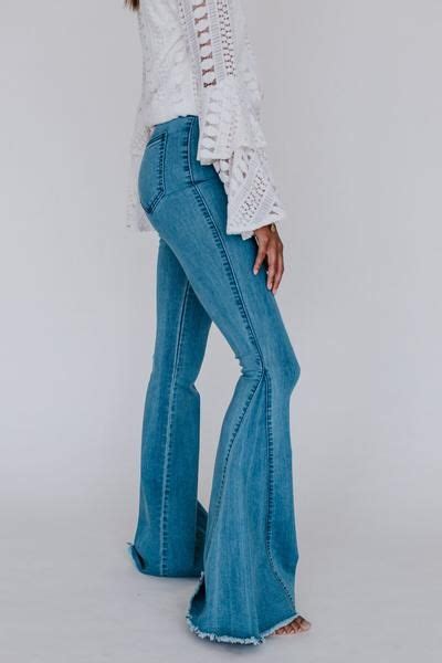 3bn Janis Bell Bottom Jeans Light Wash Bell Bottom Jeans How To Fold Jeans Bell Bottoms Outfit