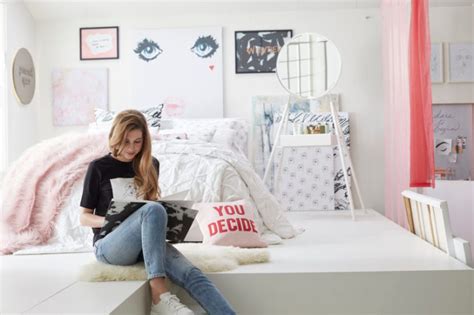 Art Meets Décor Introducing Isabella Rose Taylor For Pbteen Pottery Barn