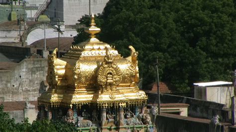 Filemadurai Meenakshi Temple Shikhara Wikimedia Commons