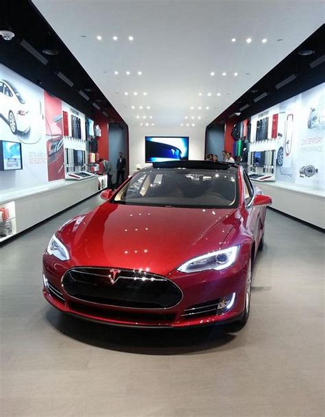 Tesla Taunts Dallas Drivers With New Showroom At Northpark Center