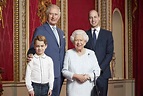 Rainha Elizabeth reúne 3 gerações em foto para marcar início de nova década
