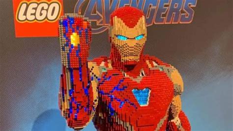 This Life Sized Lego Iron Man Took 255 Hours To Build