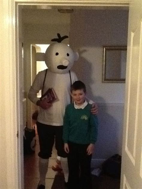 Easy Homemade Diary Of A Wimpy Kid Costume Including His Head