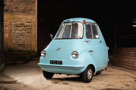 Pics Show One Of The Smallest Cars Ever Built