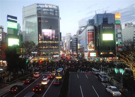 5 Spots To Get A Birds Eye View Of The Shibuya Scramble Crossing