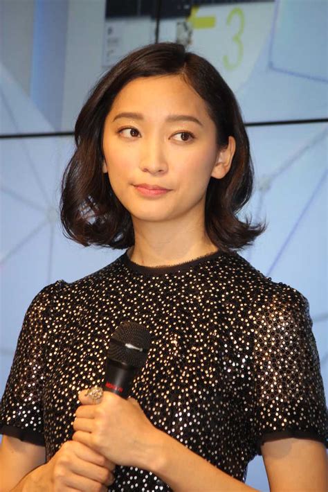 Yuta arakawa (荒川 雄太, born 1987), japanese baseball player. 杏、父・渡辺謙の不倫報道にノーコメント 無言で一礼 ...