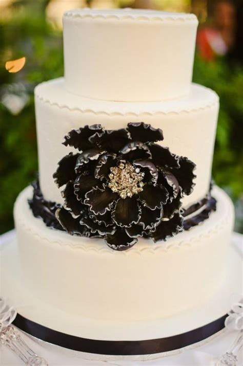 Fondant Wedding Cake ♥ Wedding Cake Design 825871 Weddbook