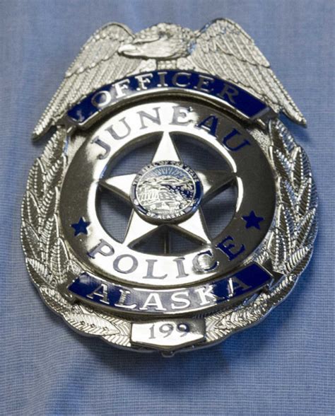 Jpd Adds New Officer Increases Police Diversity Juneau Empire