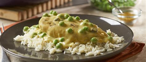 06361 found in category soups, sauces, and gravies. Curry Chicken & Green Pea Sauce | Recipe | Campbells soup ...