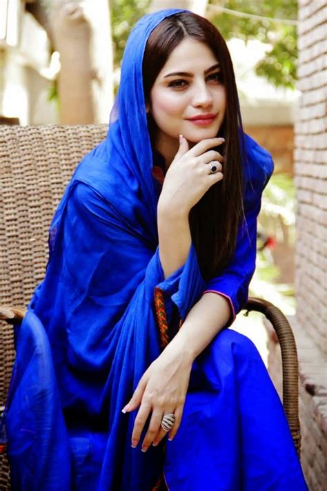 High Quality Bollywood Celebrity Pictures Gorgeous Pakistani Actress