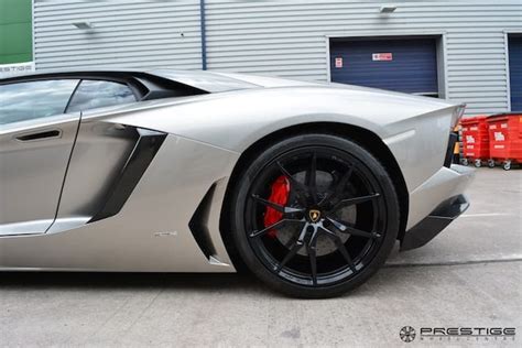 Lamborghini Aventador Dione Wheels Refurbished To High Gloss Black