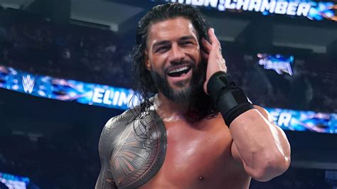 Jimmy Uso Turns On Jey Helps Roman Reigns Retain Undisputed Wwe Title