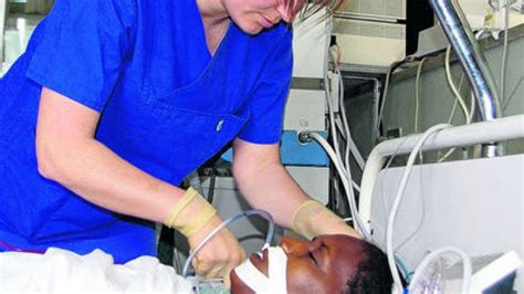 Braunschweiger Ärzte Nahmen In Äthiopien 17 Lebensrettende Operationen Vor