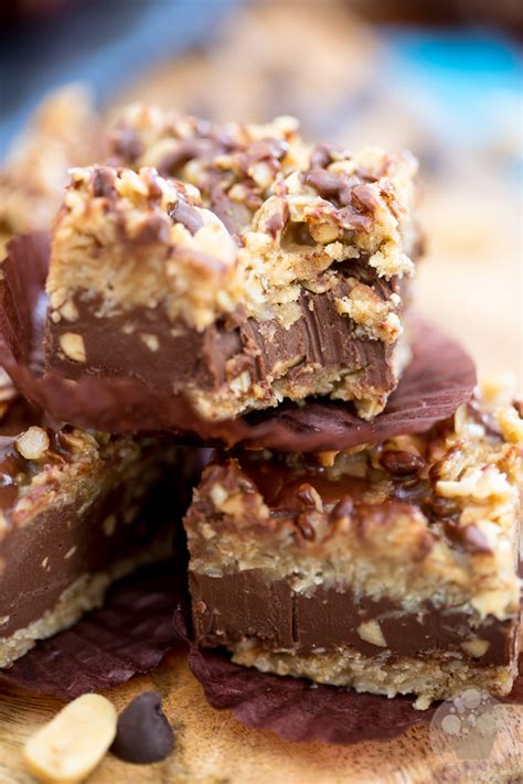 Once combined, add the oats. No-Bake Peanut Butter Chocolate Oatmeal Bars • My Evil ...