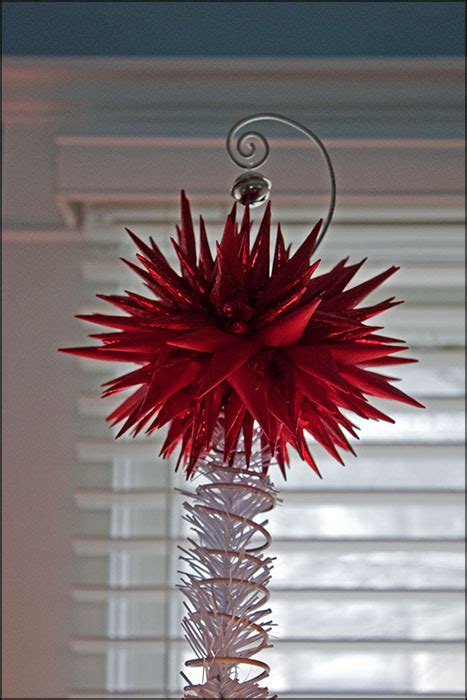 Paper Star Christmas Tree Topper The Crafty Sisters