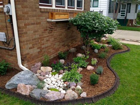 75 Low Maintenance Small Front Yard Landscaping Ideas 2019