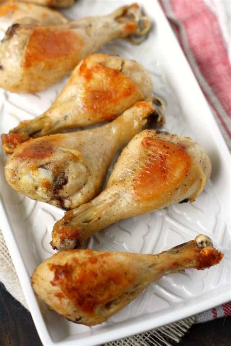 How to bake chicken drumsticks in the oven: Easy Oven Roasted Chicken Legs. - The Pretty Bee