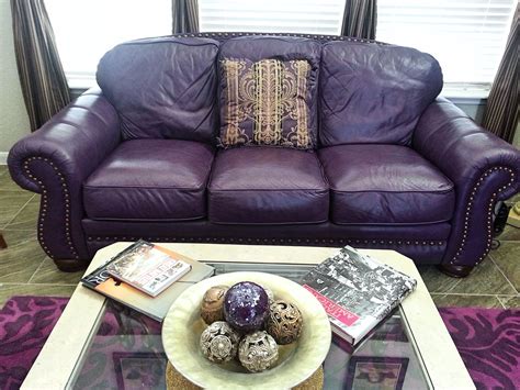 Love My Purple Leather Couch Sillones