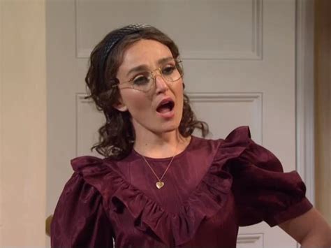 ‘bushwick Just Exploded Snl Sets Twitter Alight With Ella Emhoff