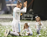 Photo : Gareth Bale et ses filles Alba Violet, Nava Valentina - Les ...
