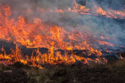 Warnings Of Moorland Fires News Greatest Hits Radio Derbyshire