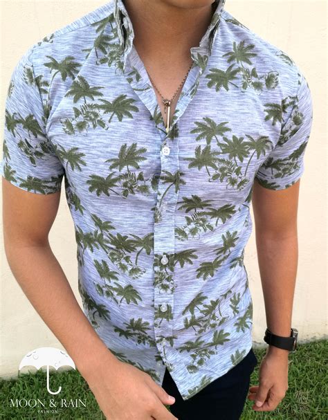 Camisa Slim Fit manga corta con diseño de palmeras verdes exclusivo para hombres Ideal para