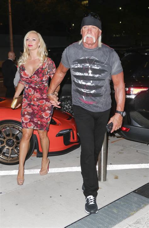 Hulk Hogan 70 Marries Sky Daily 45 In Intimate Florida Wedding