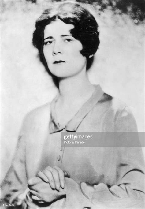 American Poet And Novelist Elinor Wylie Circa 1910 News Photo