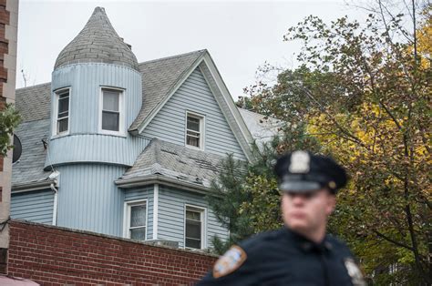 Brooklyn Man 69 Killed In Home Invasion Police Say The New York Times