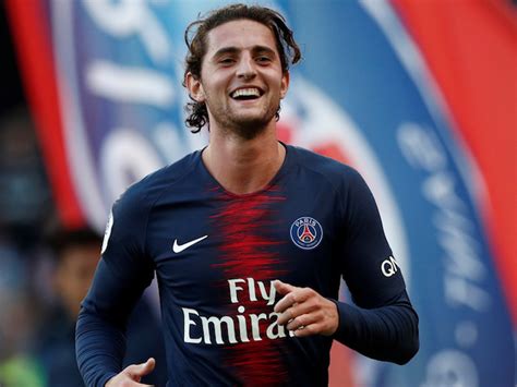 Juventus midfielder was allegedly refusing to return to turin over pay cuts. Rabiot y el interés de la Juventus: "Hemos estado hablando ...