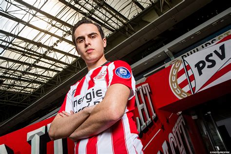 Overview of all signed and sold players of club psv eindhoven for the current season. PSV.nl - Ali Riza Aygün nieuwe aanwinst eSports-team