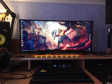 Can Anybody Recommend Me A Good Acer Predator X34 Desk Arm Also Can