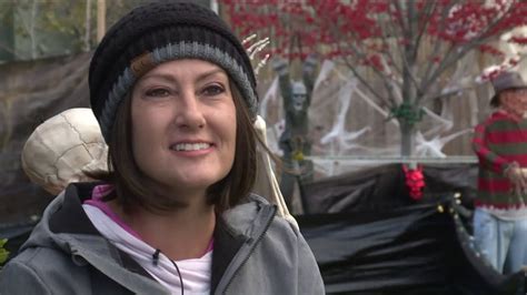 kansas mom battling breast cancer says her haunted house fuels her fight youtube
