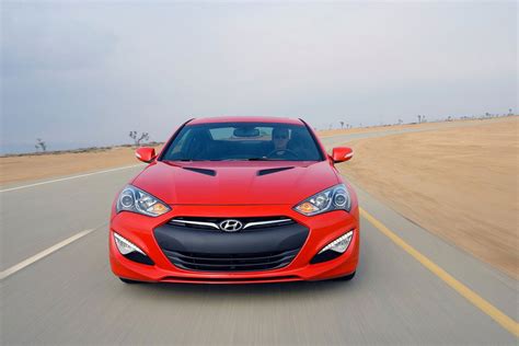 2013 Hyundai Genesis Coupe Review Specs Pictures Price And Mpg