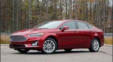 2022 Ford Fusion Review Prices Hybrid Mpg