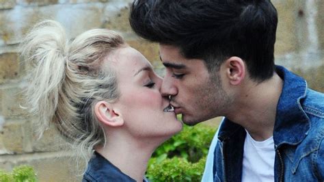 Wrong Direction Zayn Malik Dumps Perrie Edwards Calls Off Their Engagement Ok Magazine