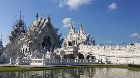 Wat Rong Khun White Temple Chiang Rai Thailand - Expat Musings