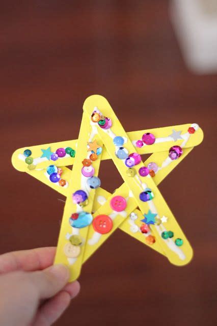 Sparkly Star Craft For Toddlers Toddler Arts And Crafts Toddler Art