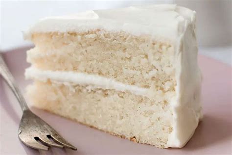This Is The Ultimate Simple White Cake Recipe Ive Been Dreaming Of It