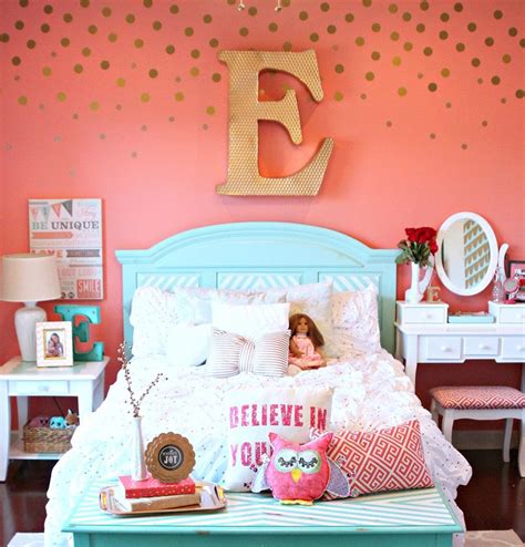 24 Wall Decor Ideas For Girls Rooms